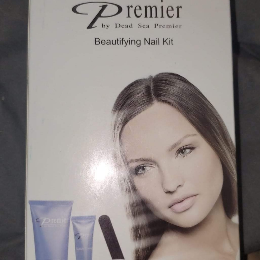 Premier nail kit
